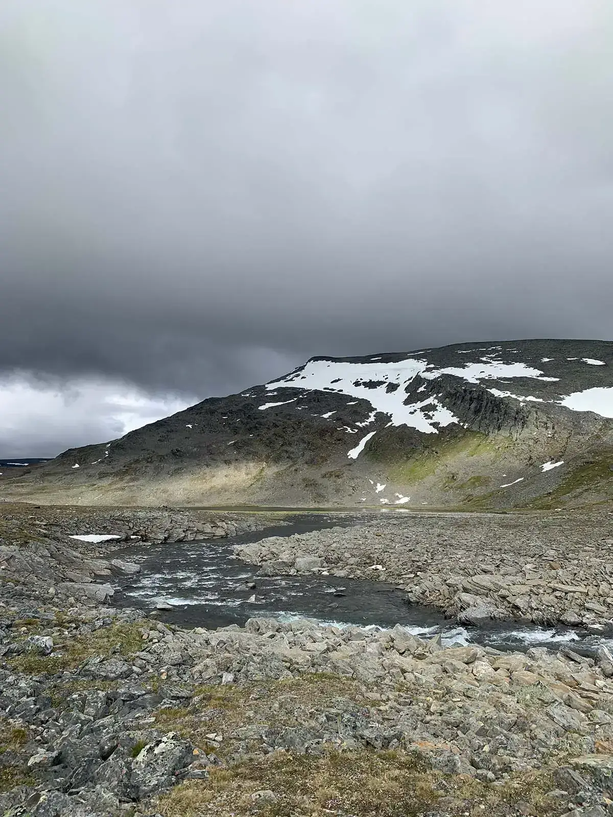 Halti, Haltin vaellus, vaellus Haltille. Käsivarren erämaa, erämaavaellus, Saivaara, Meekonlaakso, Meekojärvi, vaellus 2026, kalottireitti, Suomen korkein kohta. 
