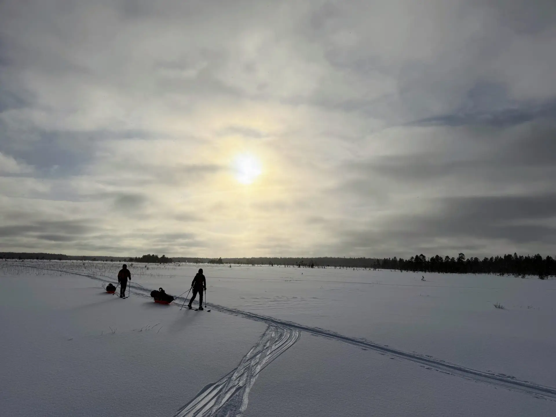 Hiihtovaellus, hiihtovaellus 2026, etelä-konnevesi, etelä-konneveden kansallispuisto. talvivaellus. talviretkeily. Käsivarren erämaa. Kolmen valtakunnan, kebnekaisen, Sarekin.