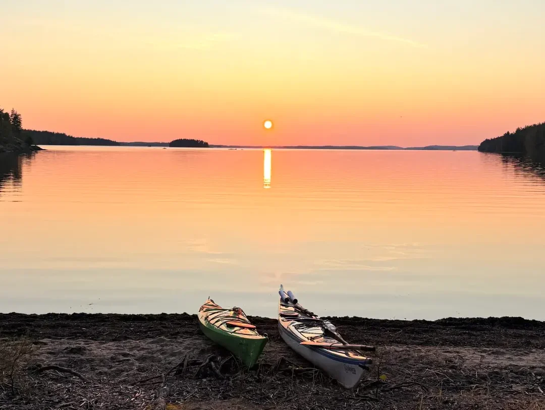 Puulaan auringonlasku